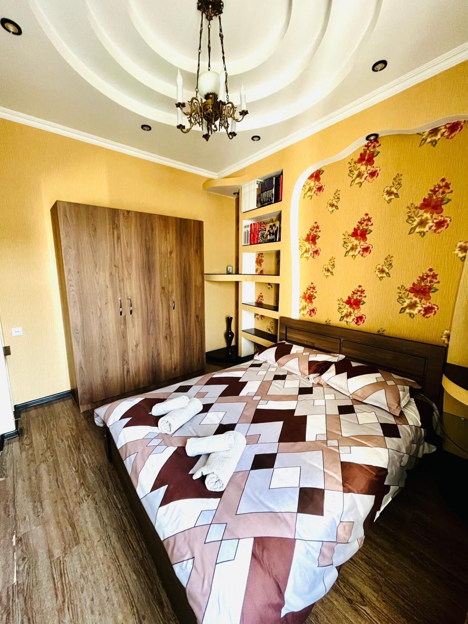 טביליסי Jeji'S Apartment מראה חיצוני תמונה